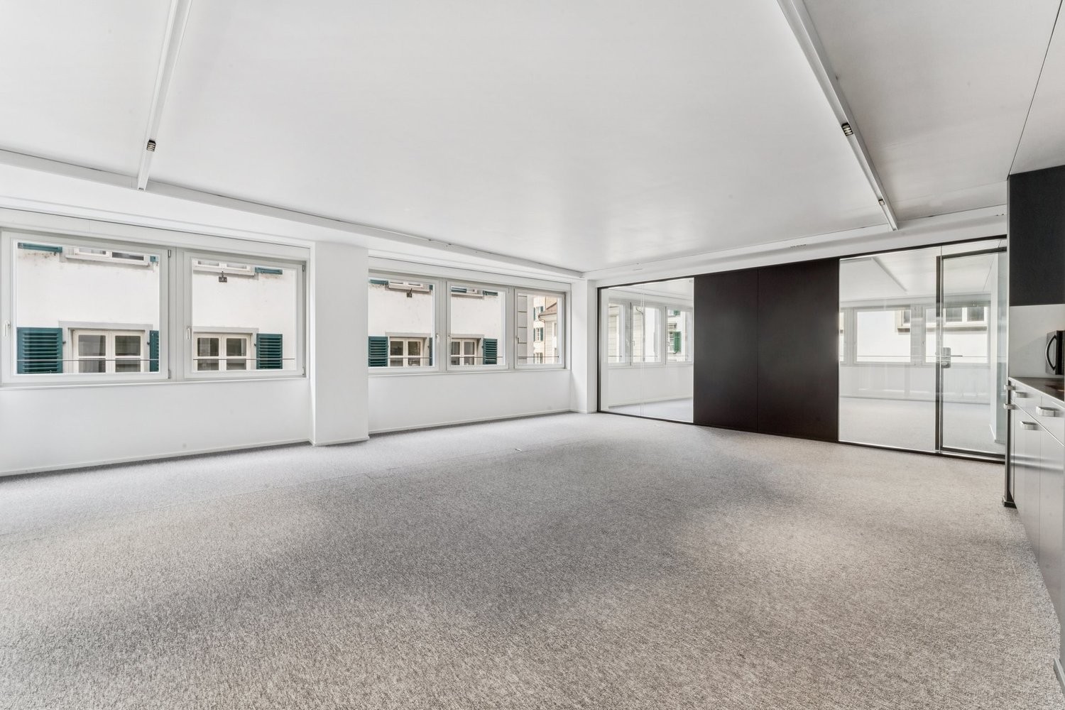 Bureau de 268m², photo 6 sur 10