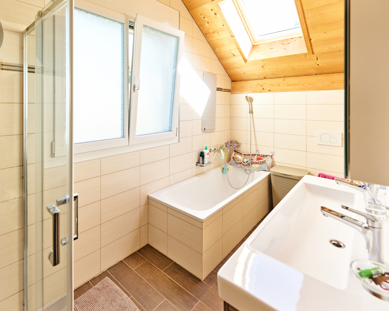 4 ½ Zimmer Einfamilienhaus, Foto 7 von 10