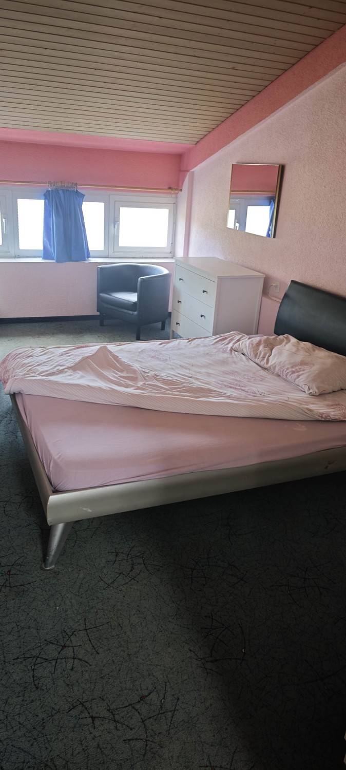 Room in a shared flat, Foto 2 von 6