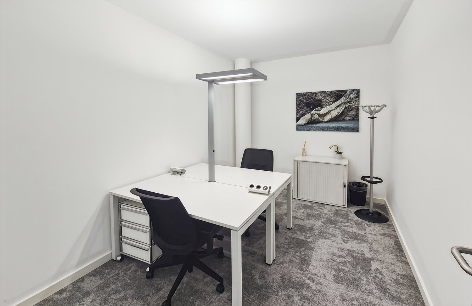 Office, photo 2 sur 8