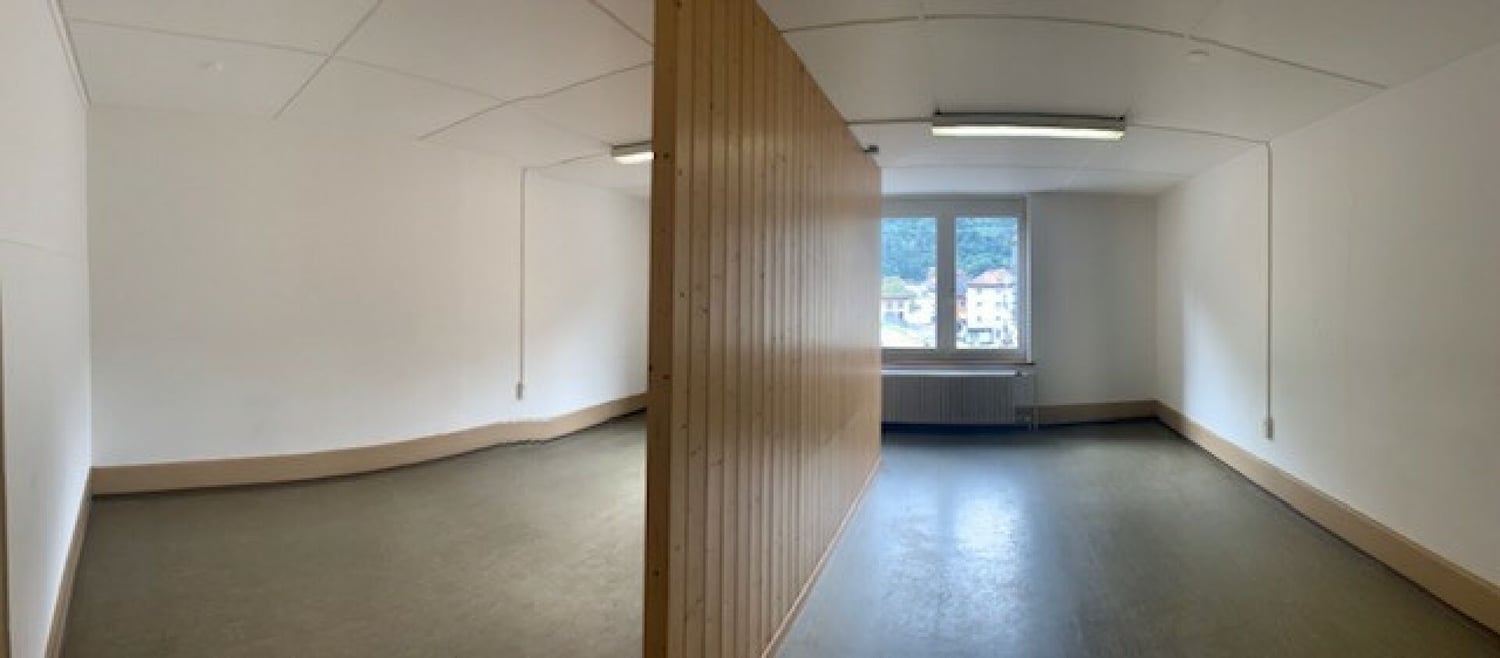 40m² shop