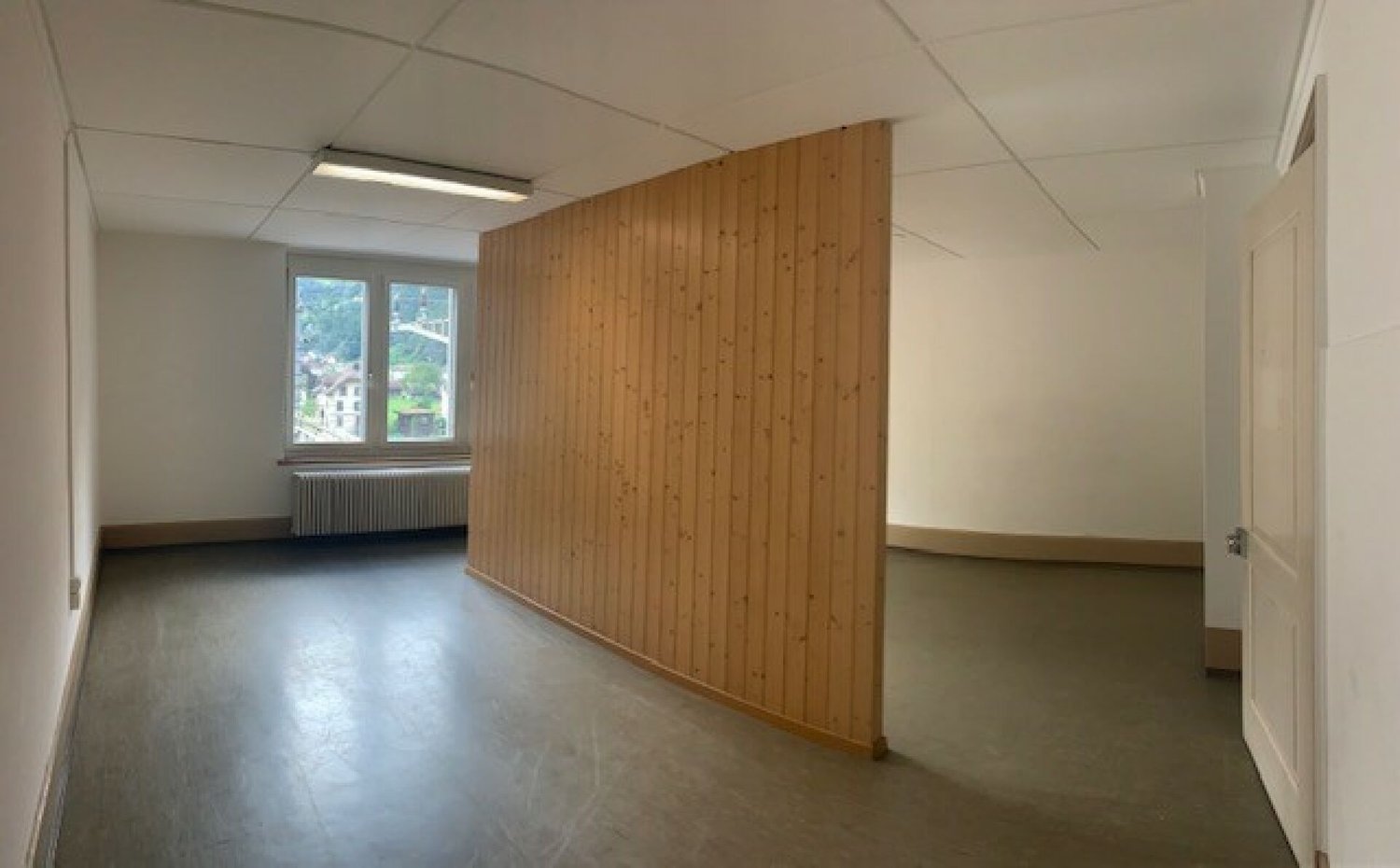 40m² shop
