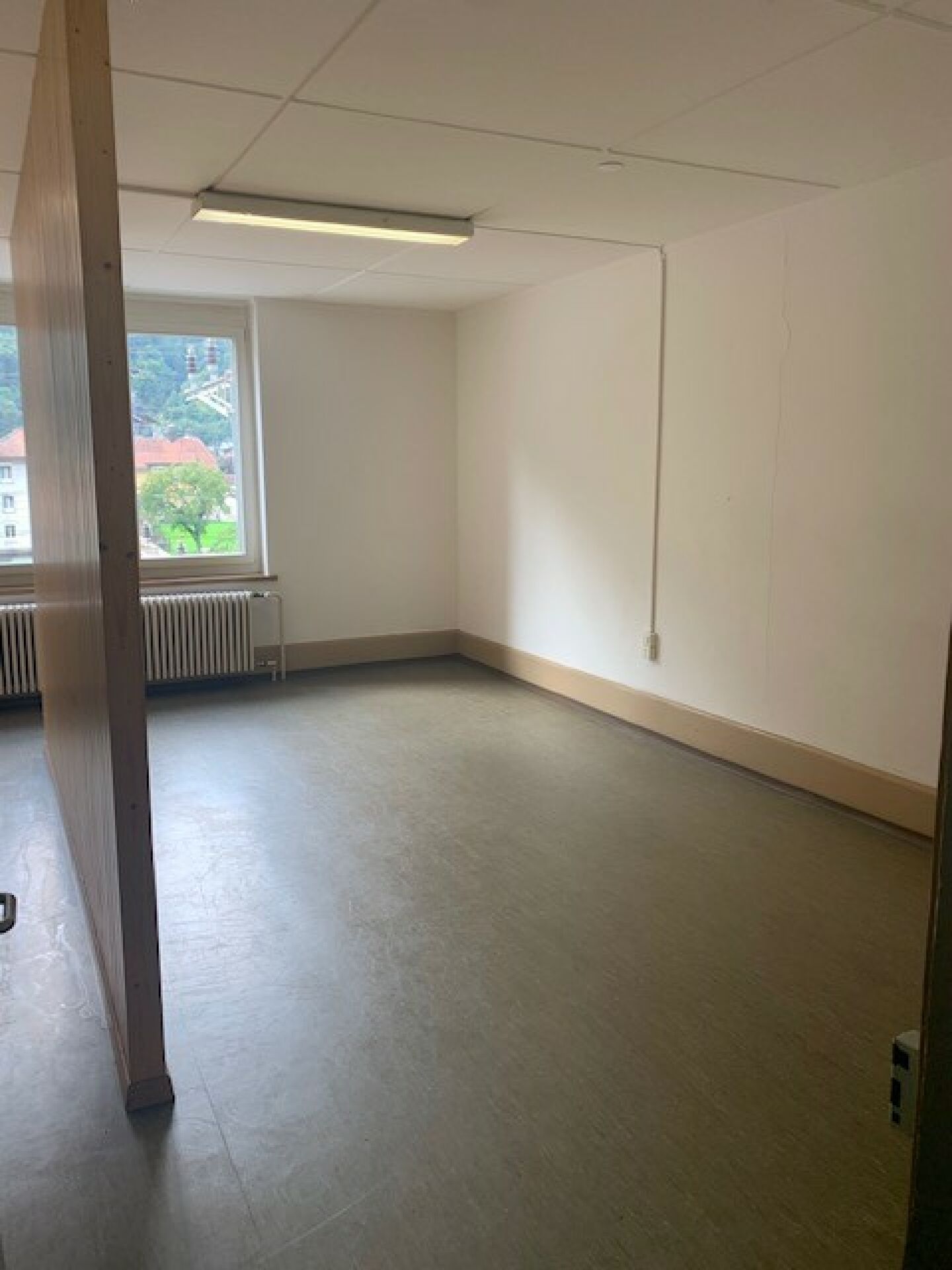 40m² shop