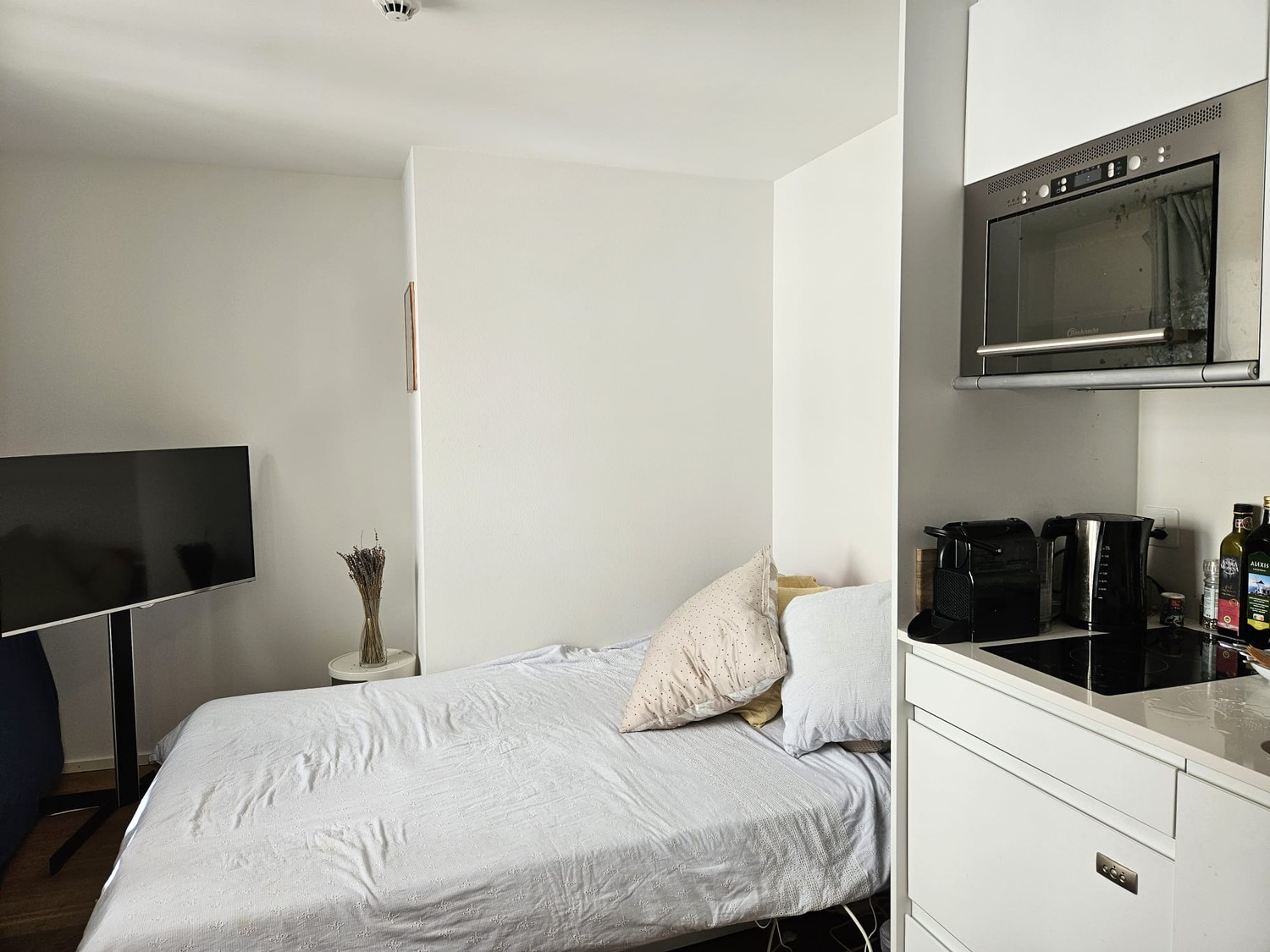 1 room apartment, Foto 1 von 5