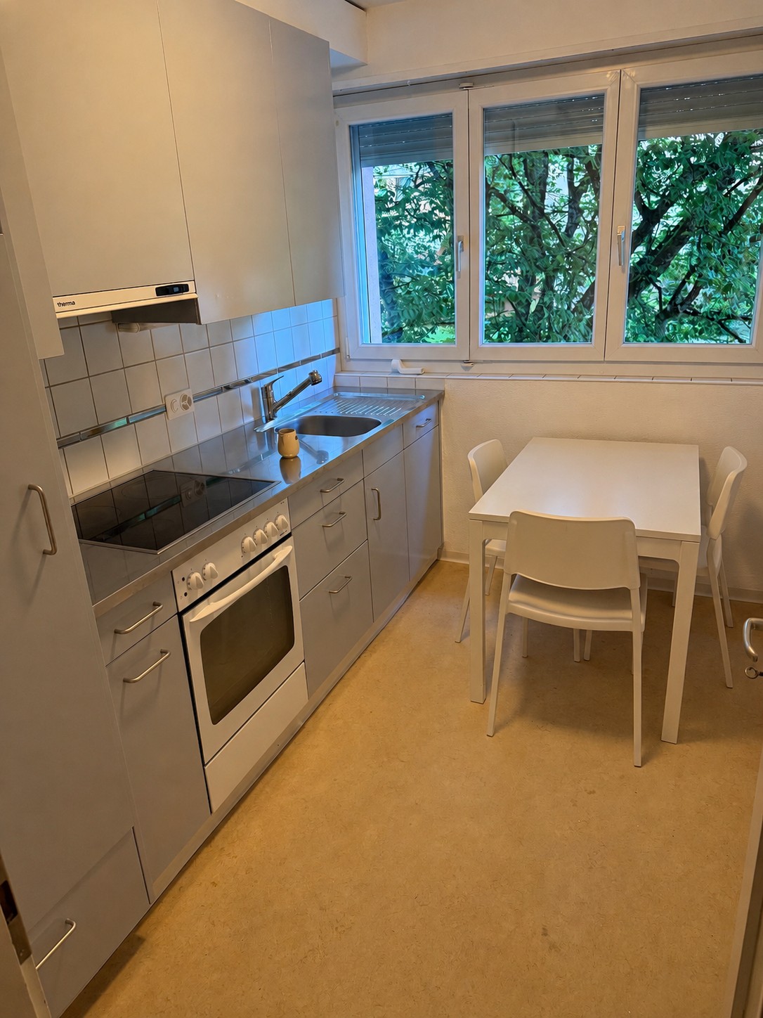 Chambre dans un appartement partagé