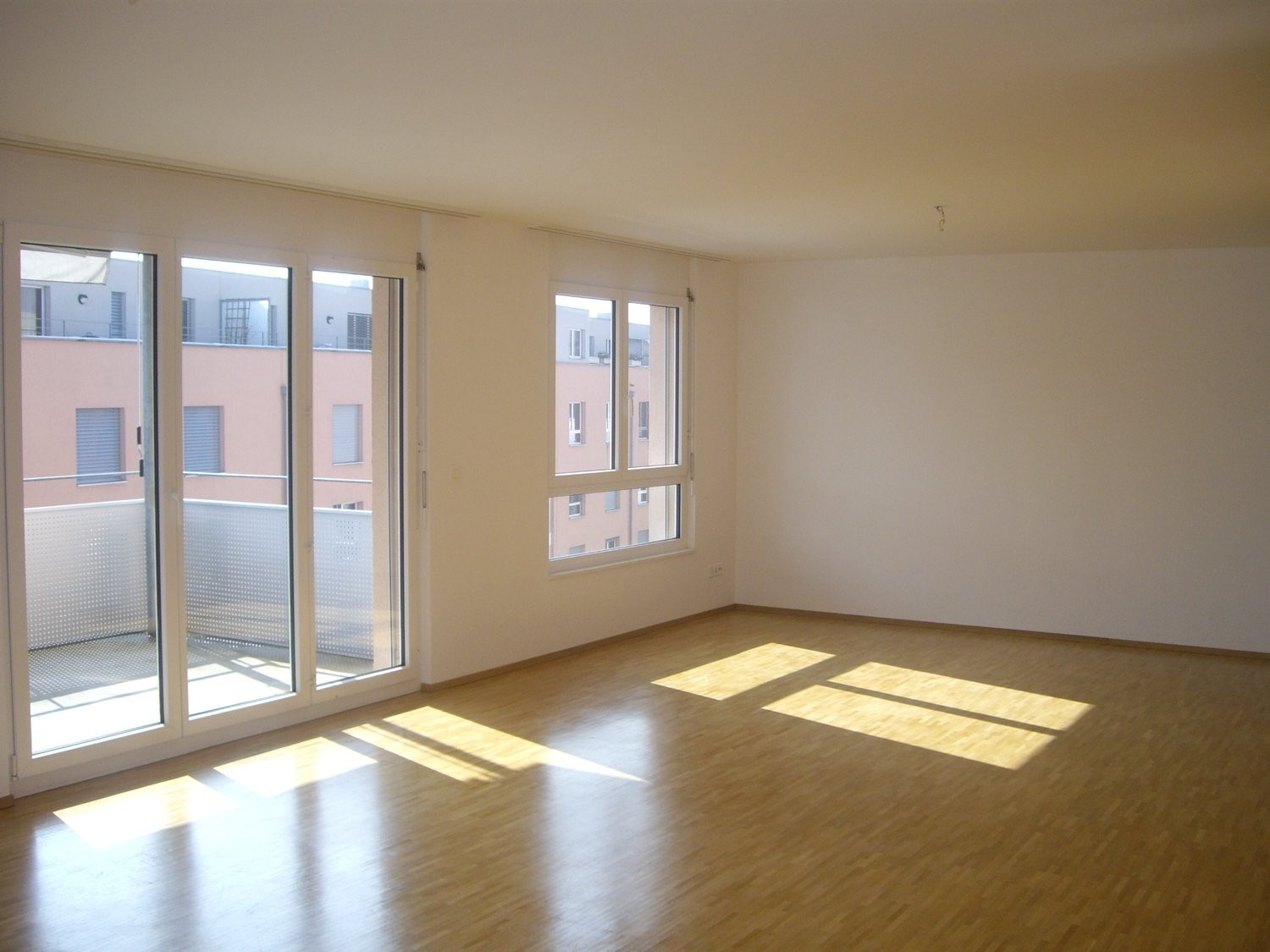 5 ½ rooms apartment, Foto 1 von 5