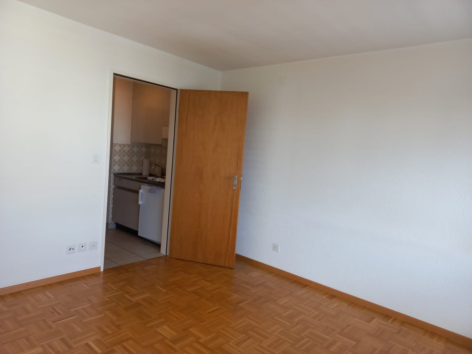 1 room apartment, foto 10 di 10