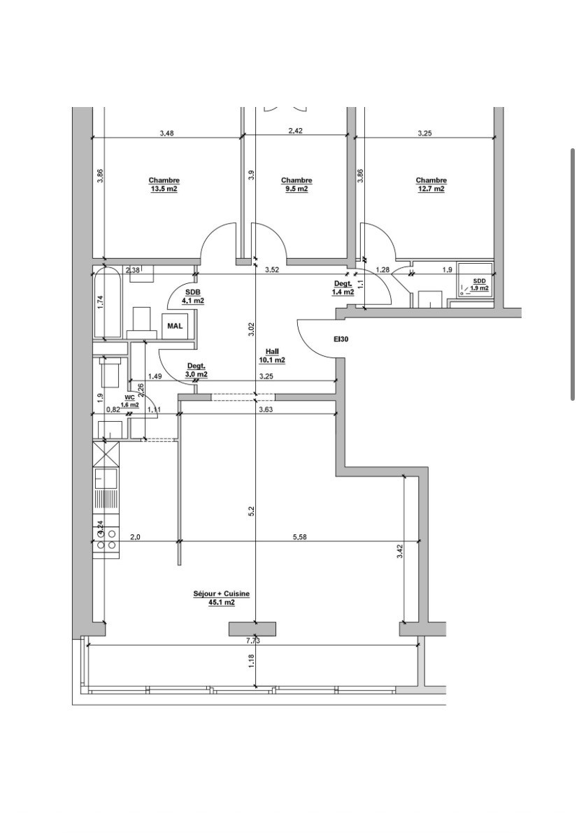 5 rooms apartment