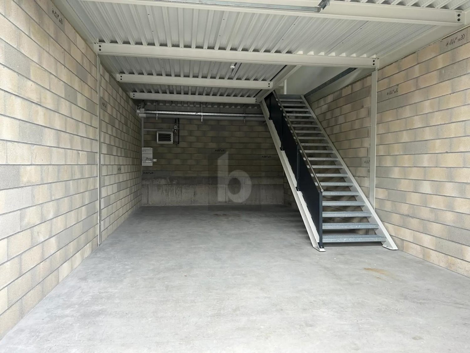 140m² Lagerraum