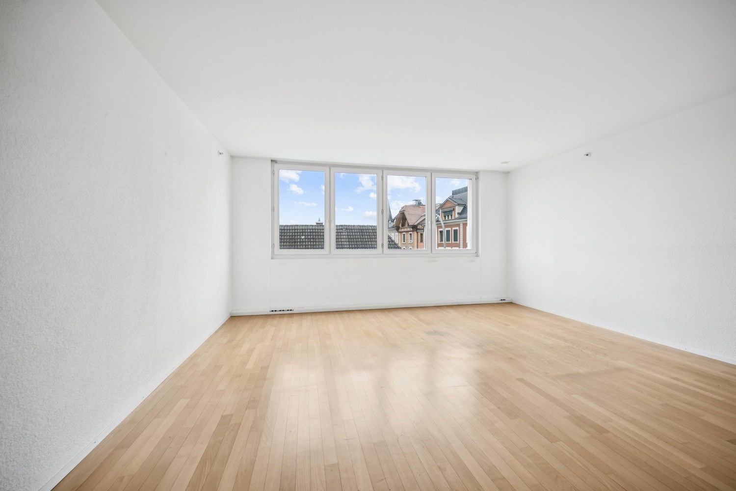 248m² office