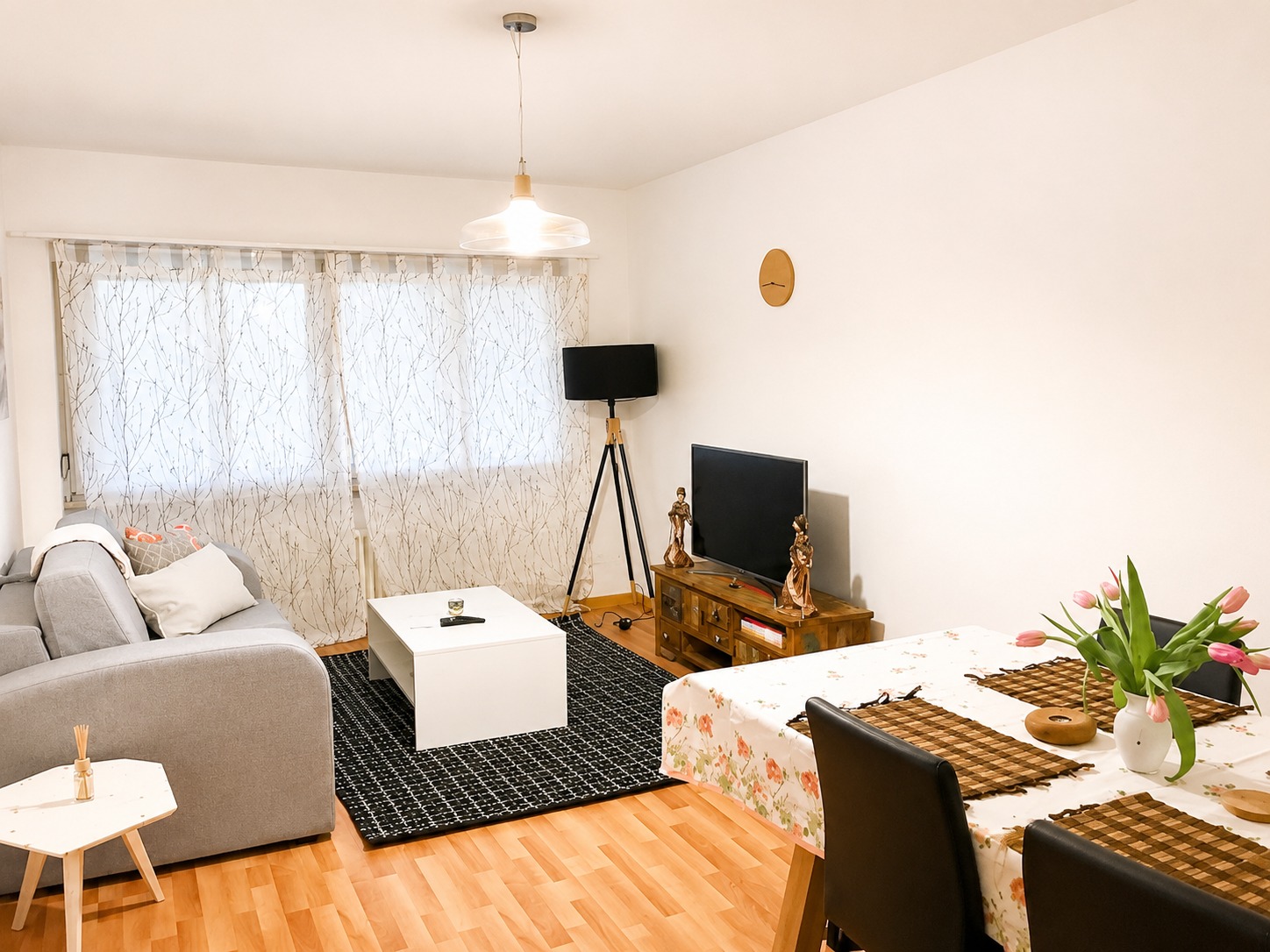 2 ½ Zimmer möblierte Wohnung, Foto 1 von 10