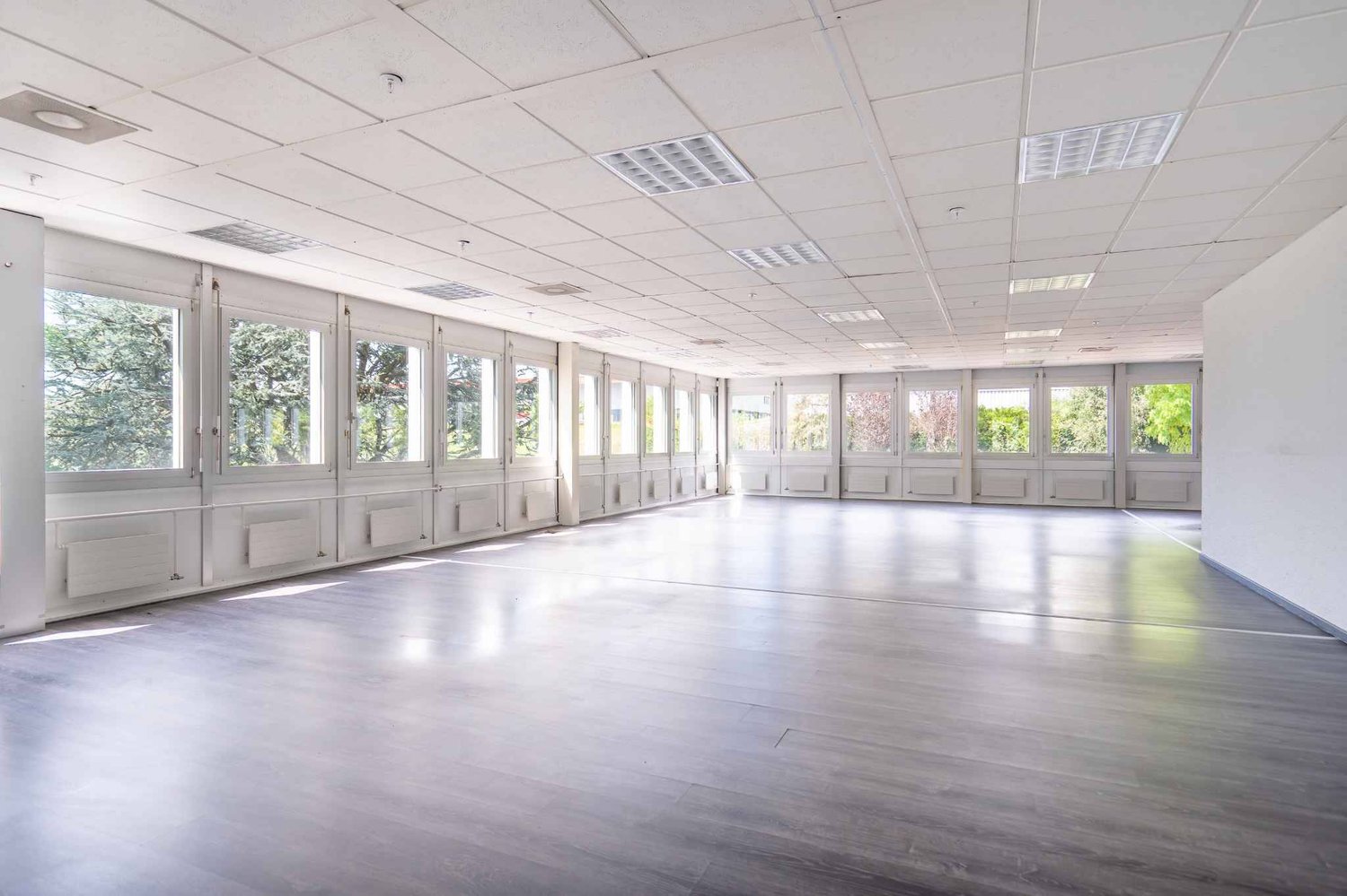 626m² Büro, Foto 4 von 6
