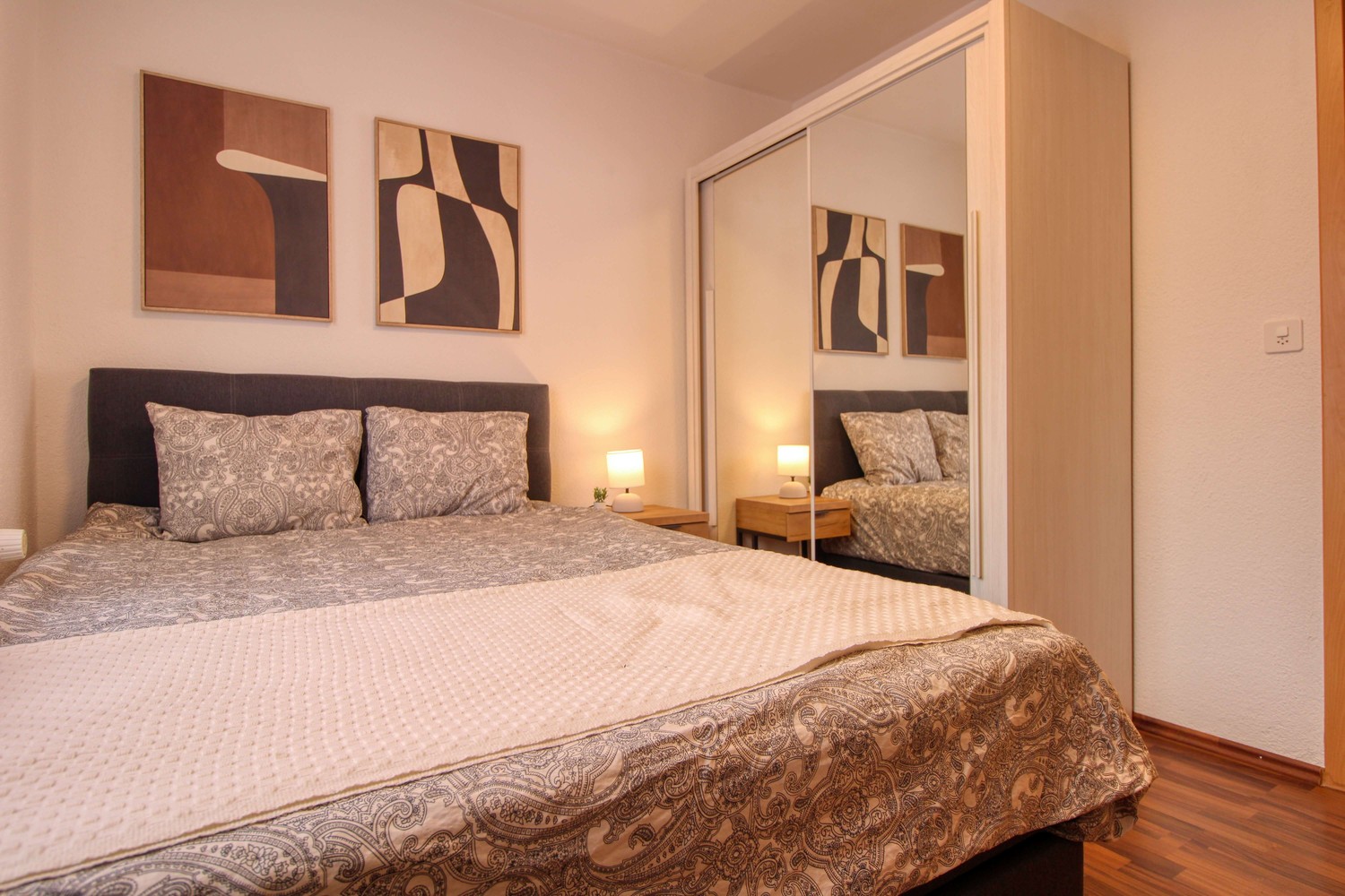 Zimmer in einer Wohngemeinschaft, Foto 1 von 10