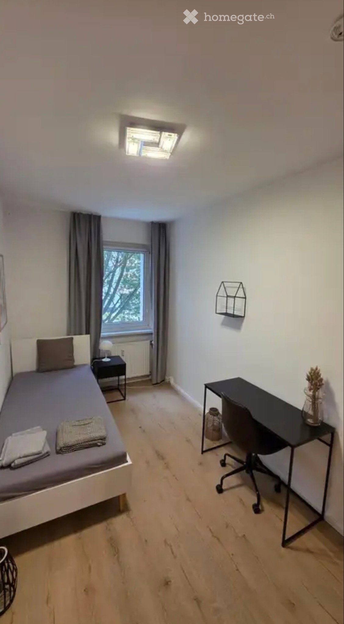 1 Zimmer Einzelzimmer, Foto 1 von 2