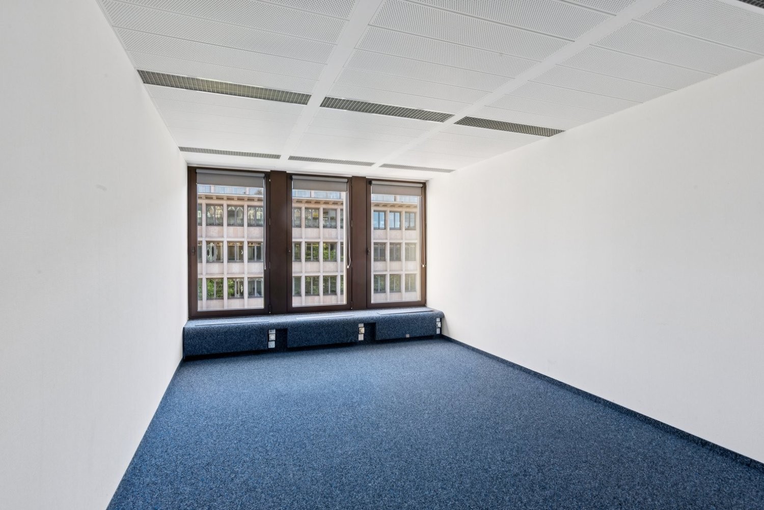 1380m² Büro, Foto 4 von 10