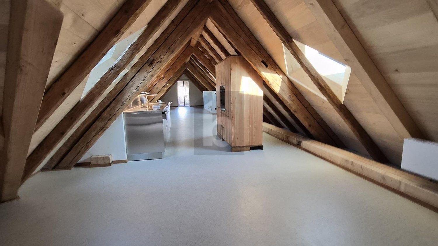 3 rooms roof flat, Foto 1 von 4