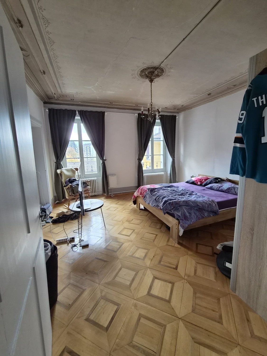 5 rooms apartment
