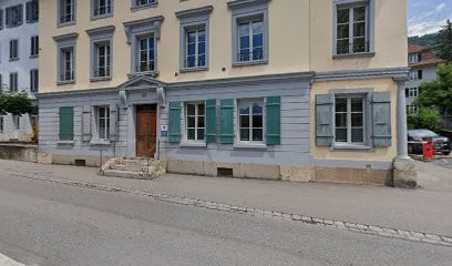 5 rooms apartment