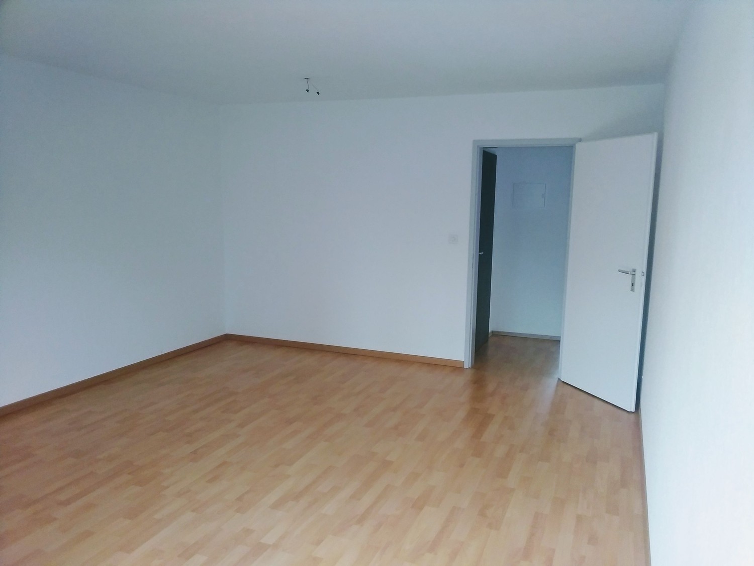 4 ½ rooms apartment, Foto 2 von 2