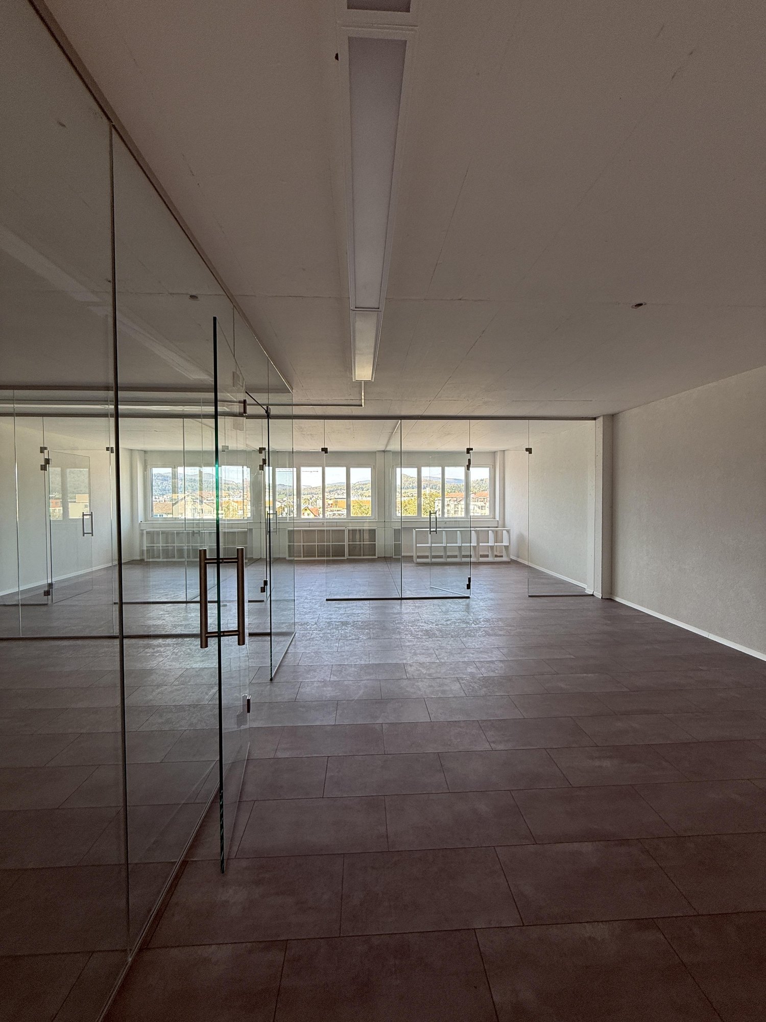 119m² office