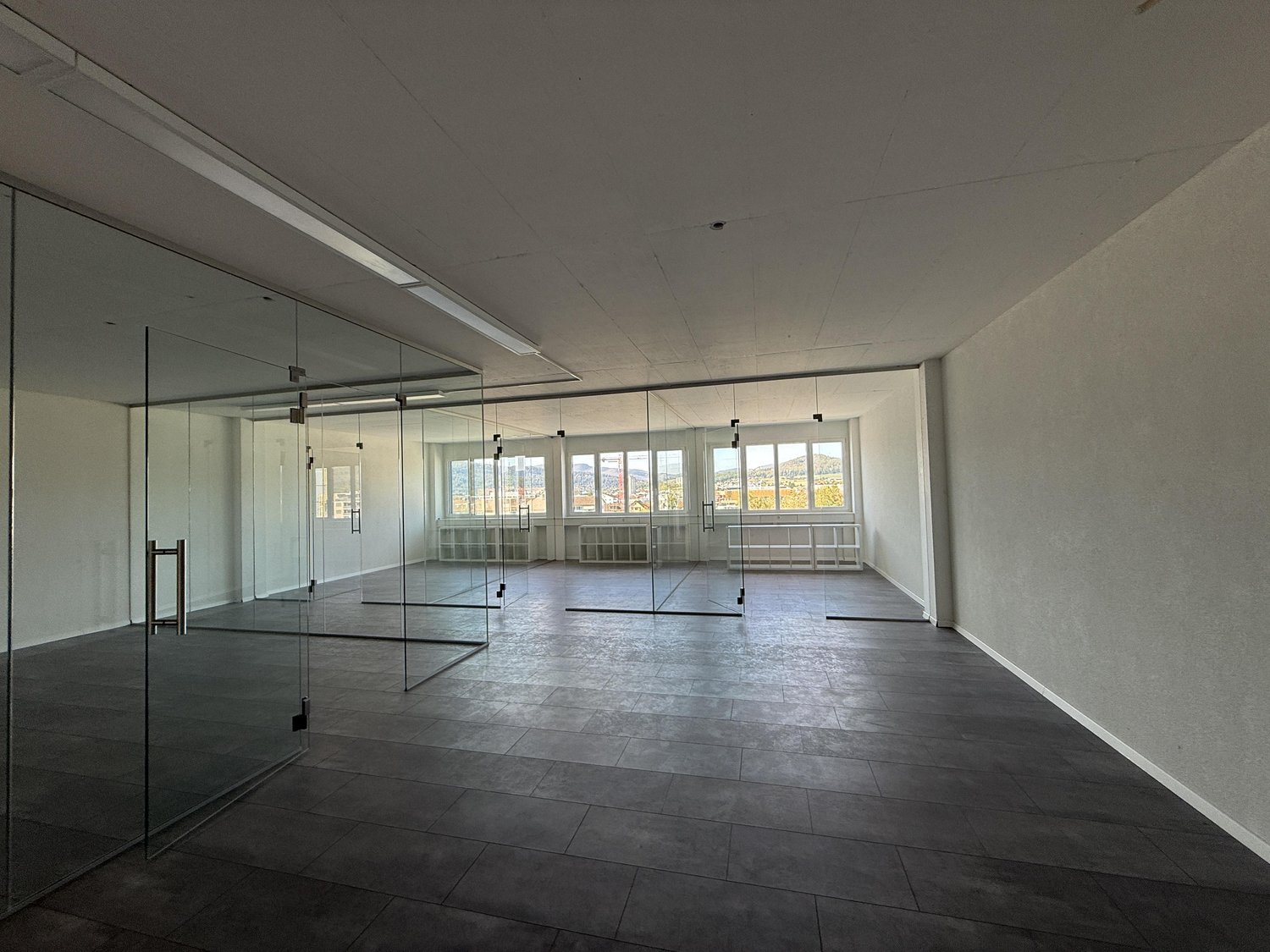 119m² office