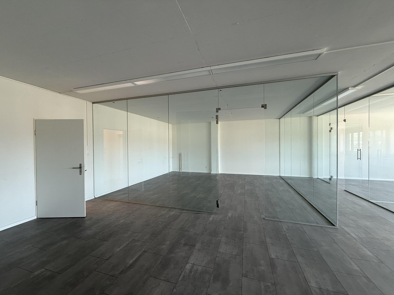 119m² office