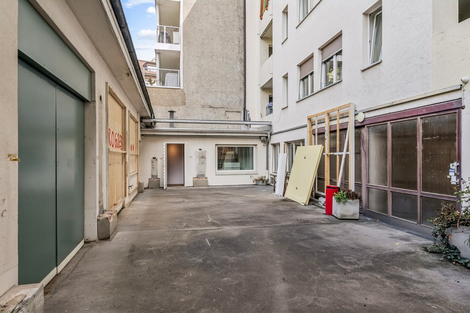 172m² commercial, Foto 2 von 7