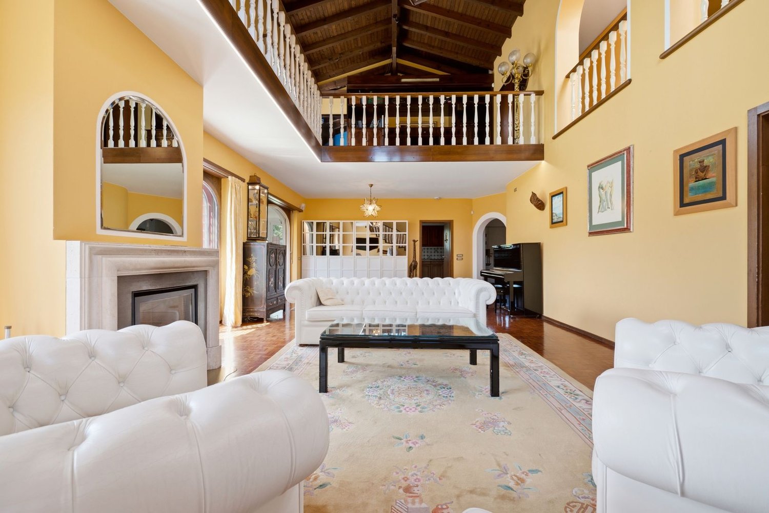 8 rooms villa (7)
