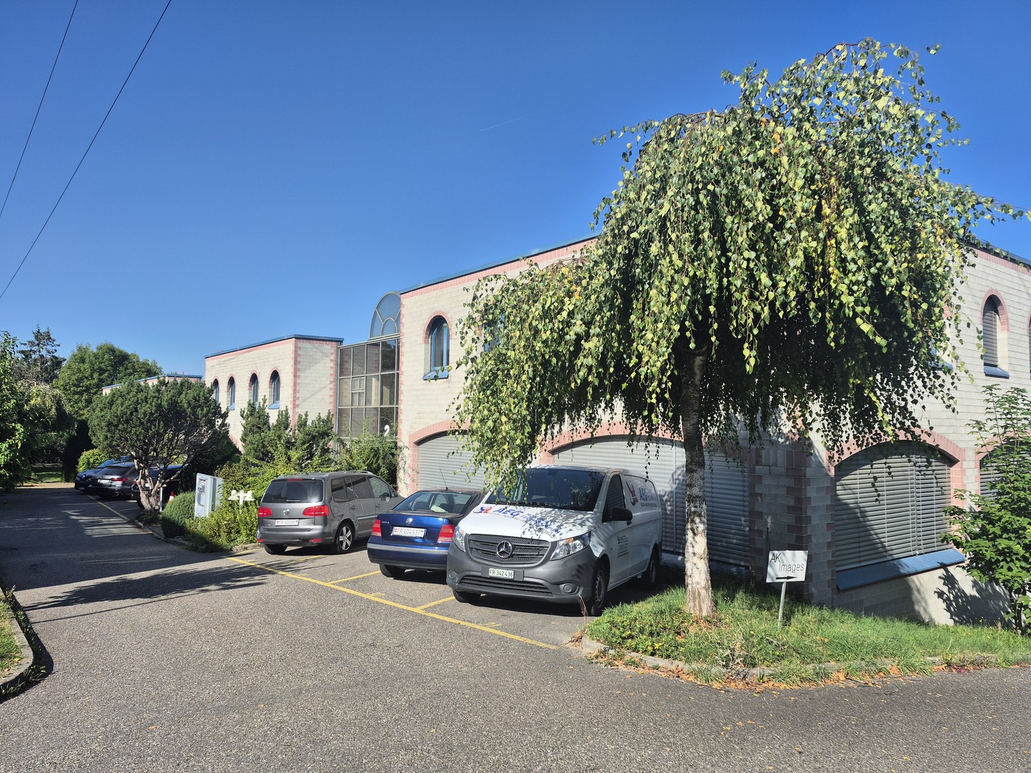312m² office