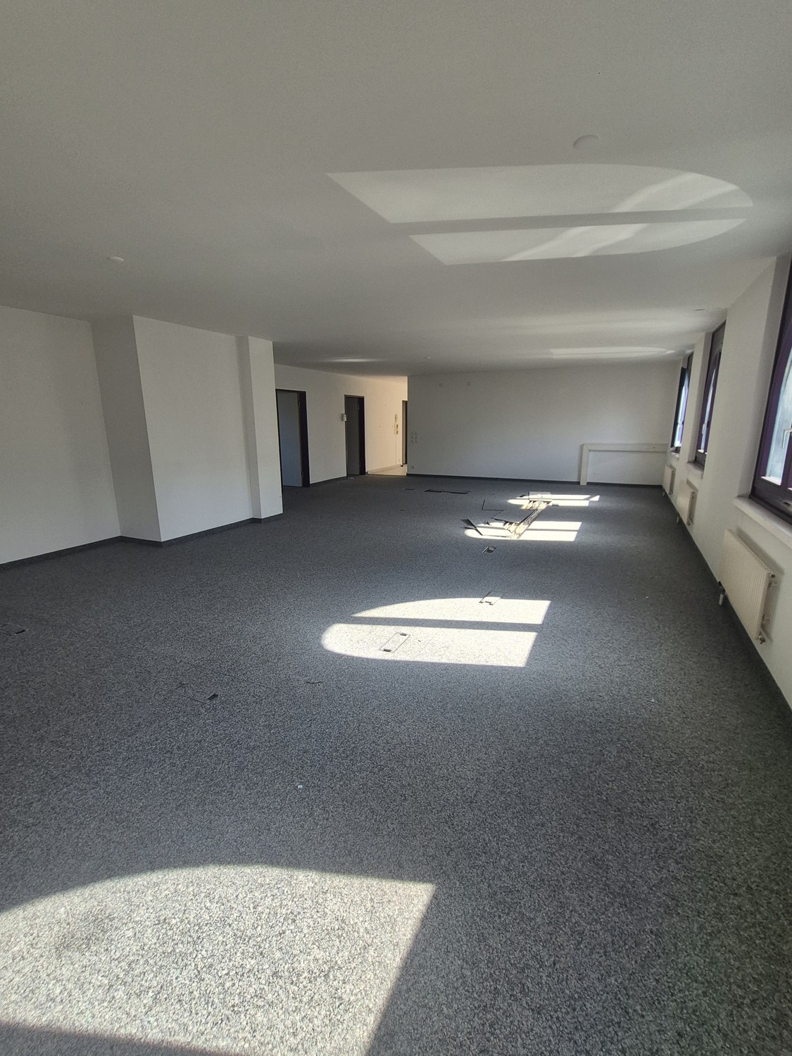 312m² office