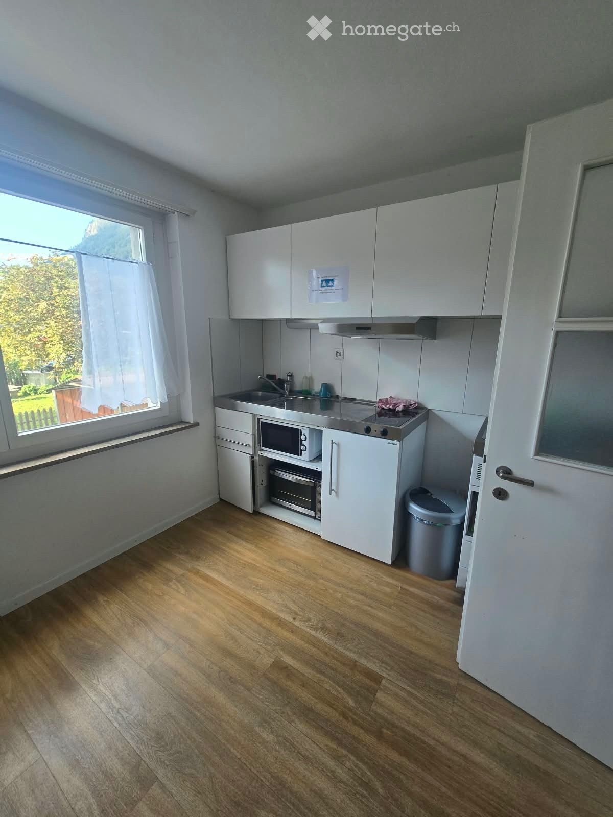 1 room single room, Foto 1 von 4