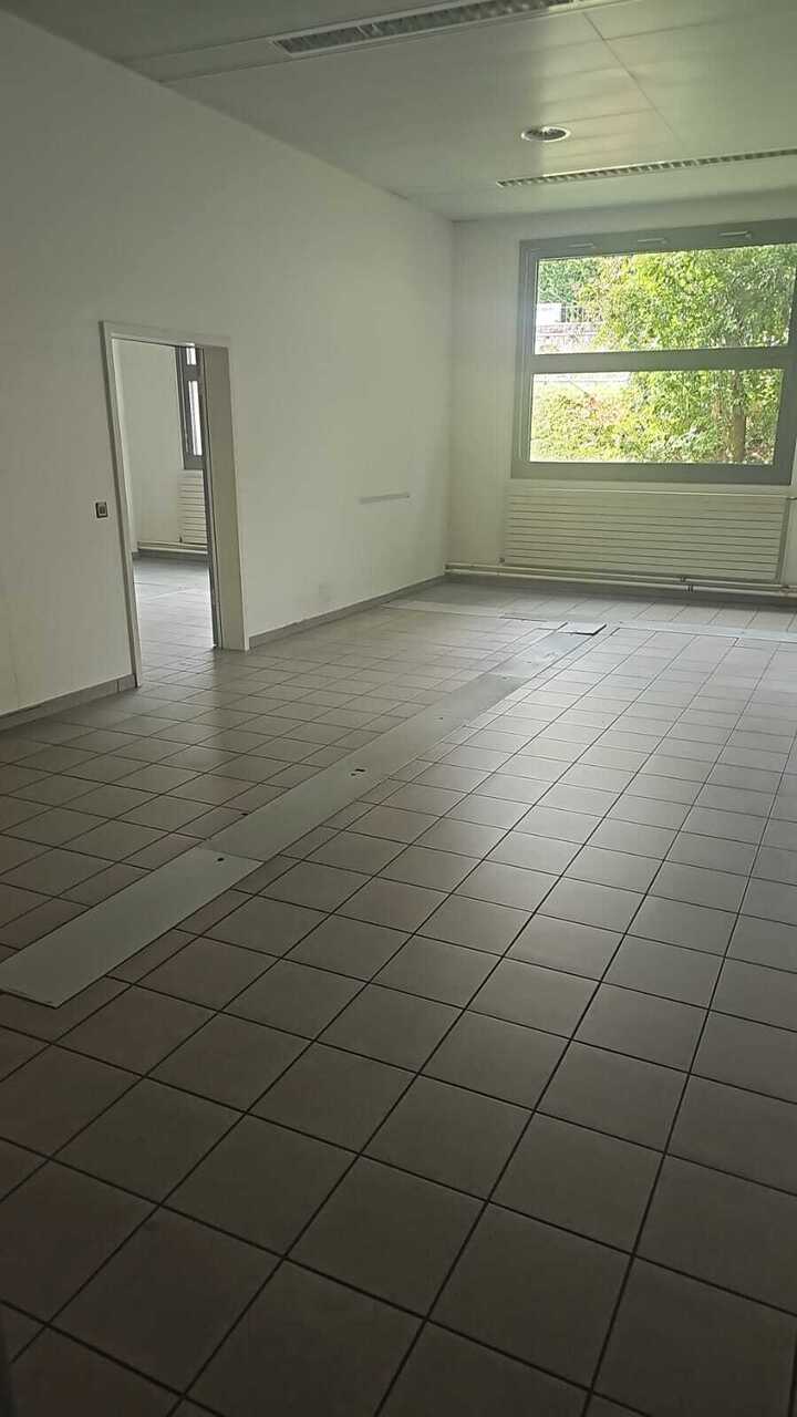 140m² atelier