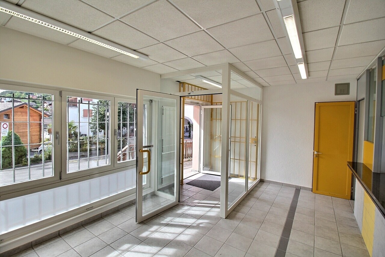 191m² commercial, Foto 1 von 10