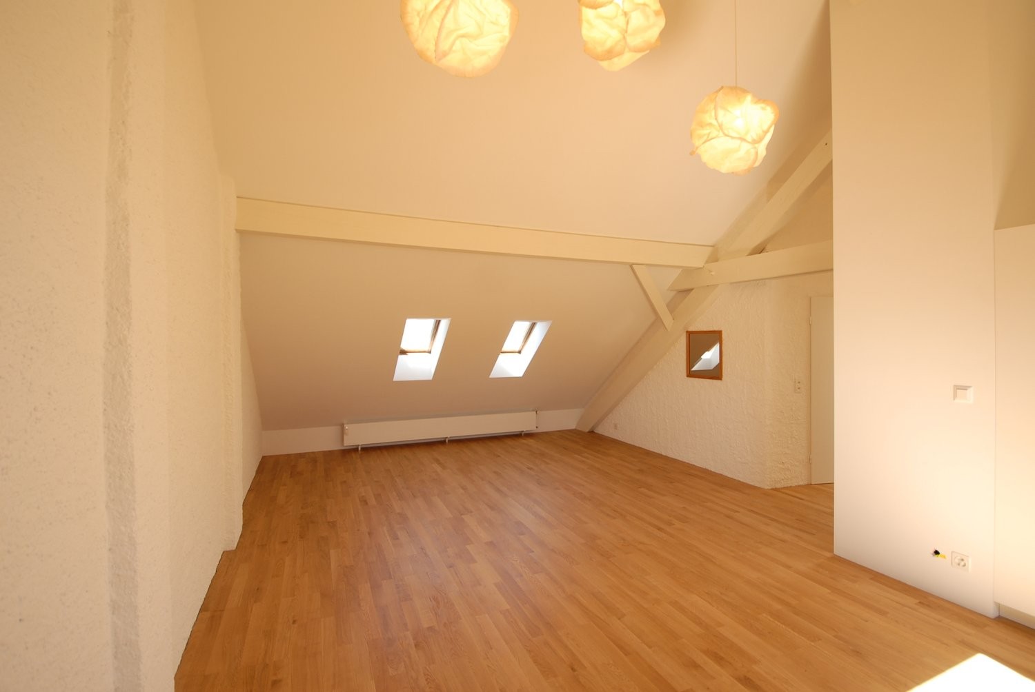 appartement mansardé de 2 pièces, photo 2 sur 10