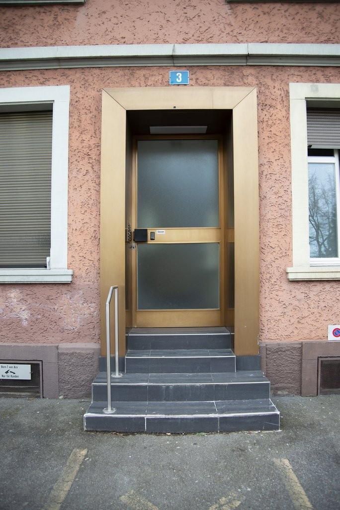 76m² de cabinet