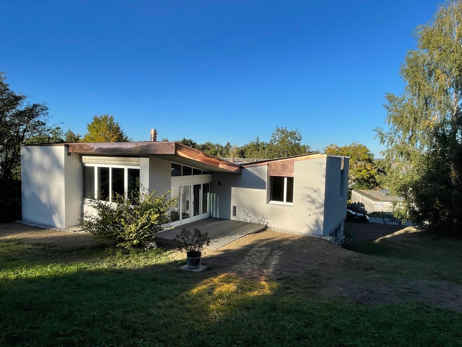 8 rooms single house
