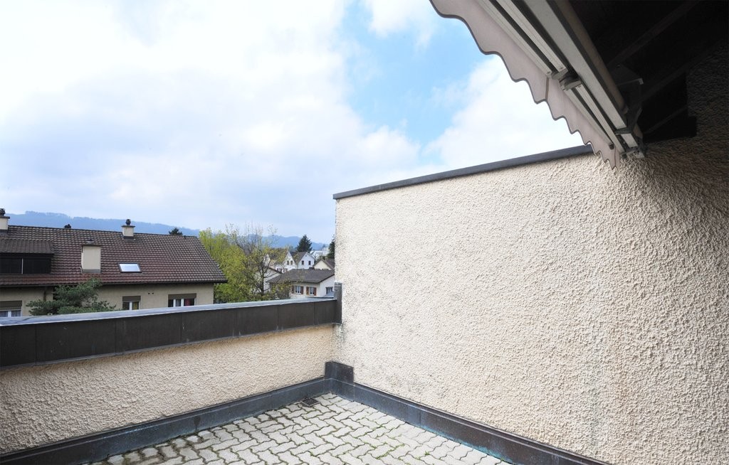 3 rooms attic flat