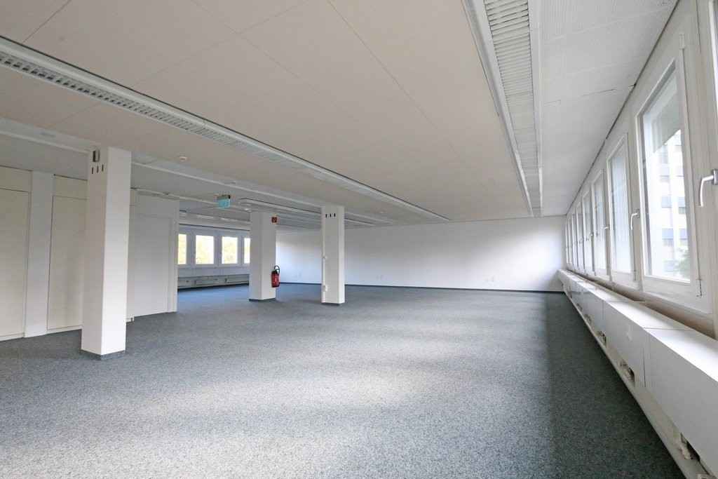 356m² office