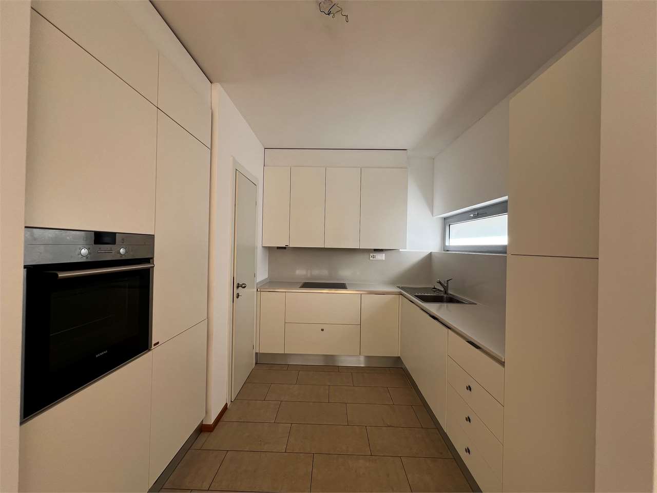 2 ½ rooms furnished flat
