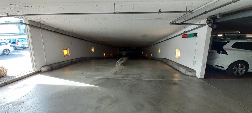 12m² underground slot, Foto 3 von 3
