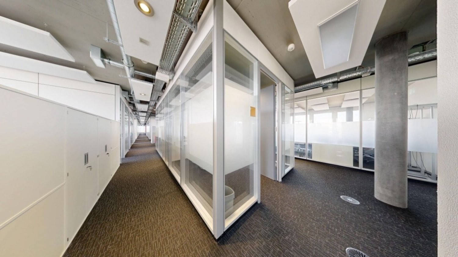 904m² commerciale