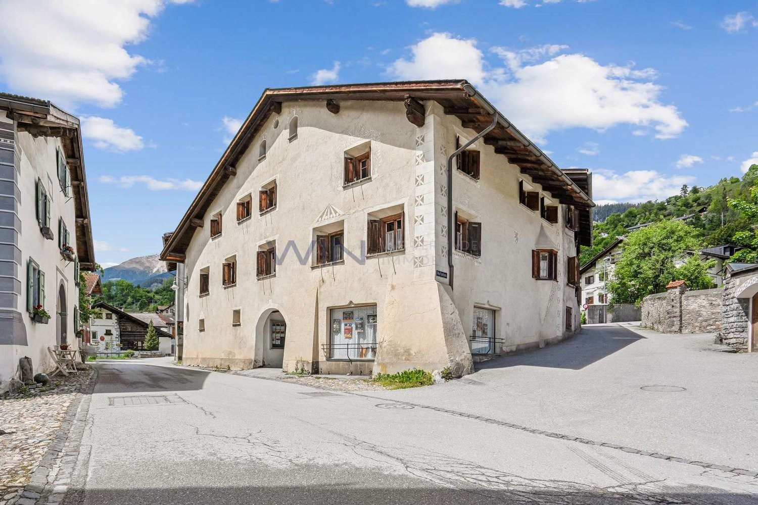 Casa plurifamiliare da 19 ½ locali, foto 7 di 10