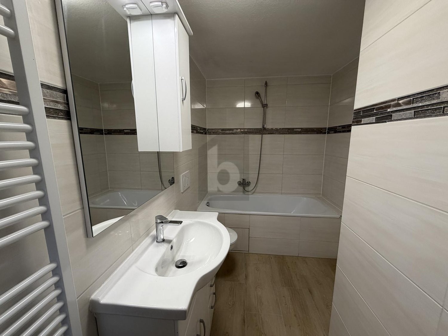 5 rooms duplex house, Foto 4 von 4
