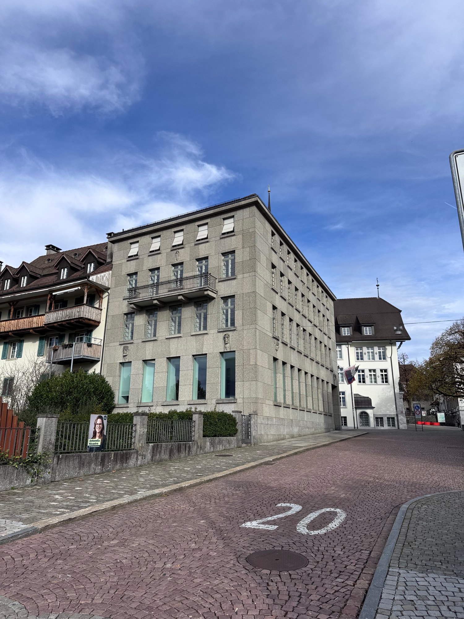 Shop, Foto 1 von 7