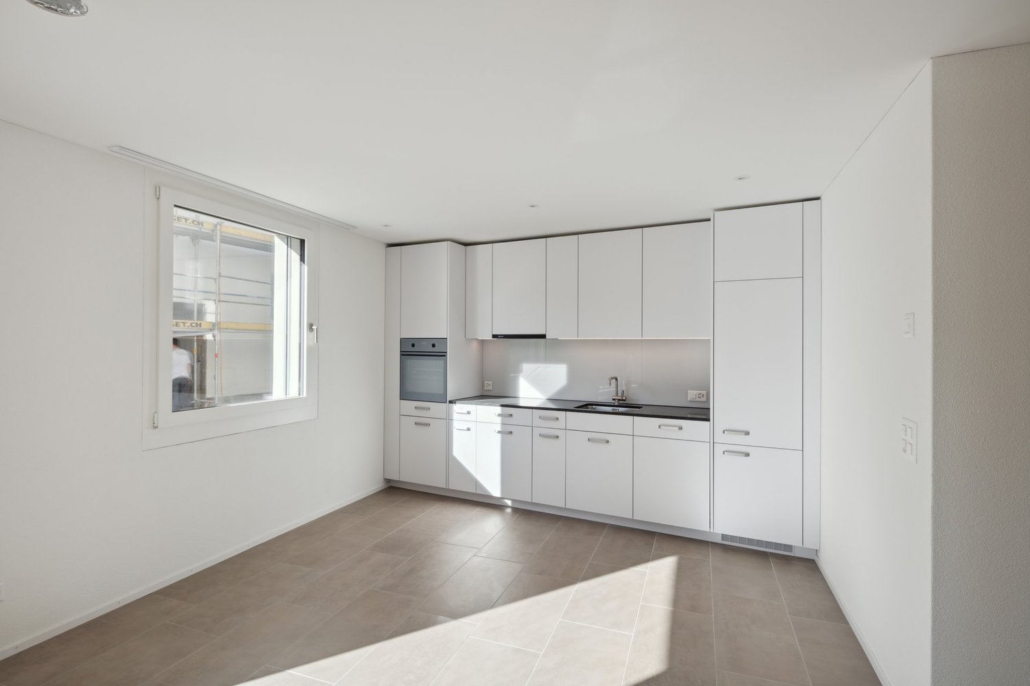 55m² commercial