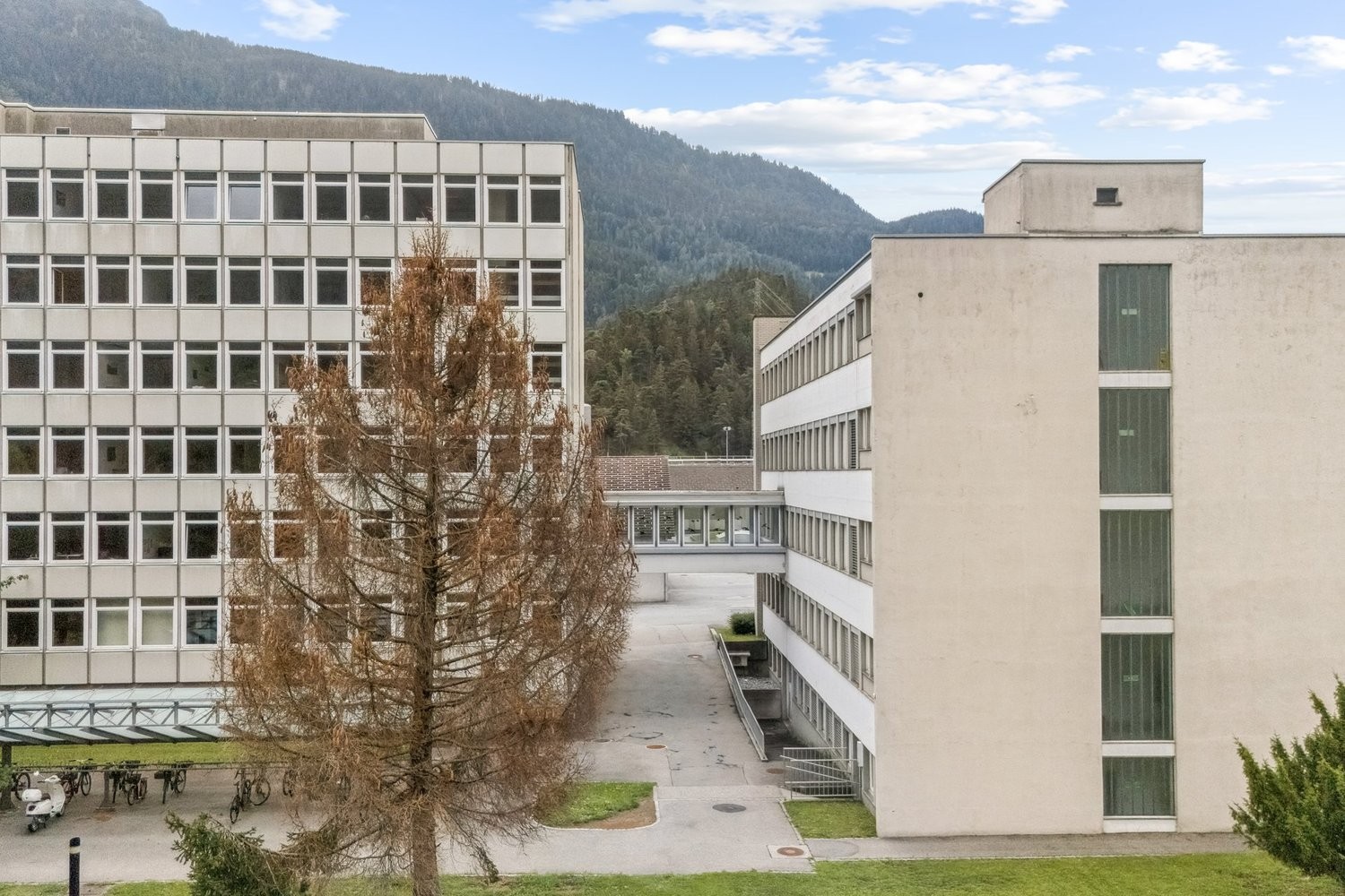 858m² office, Foto 1 von 10