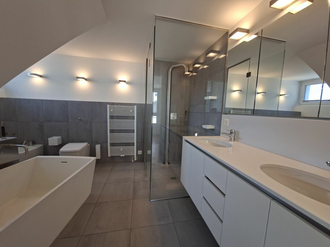 4 rooms roof flat