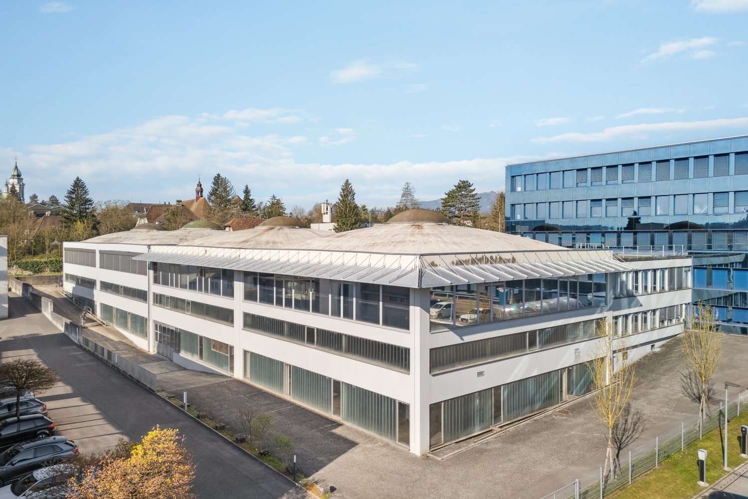 670m² industrial object