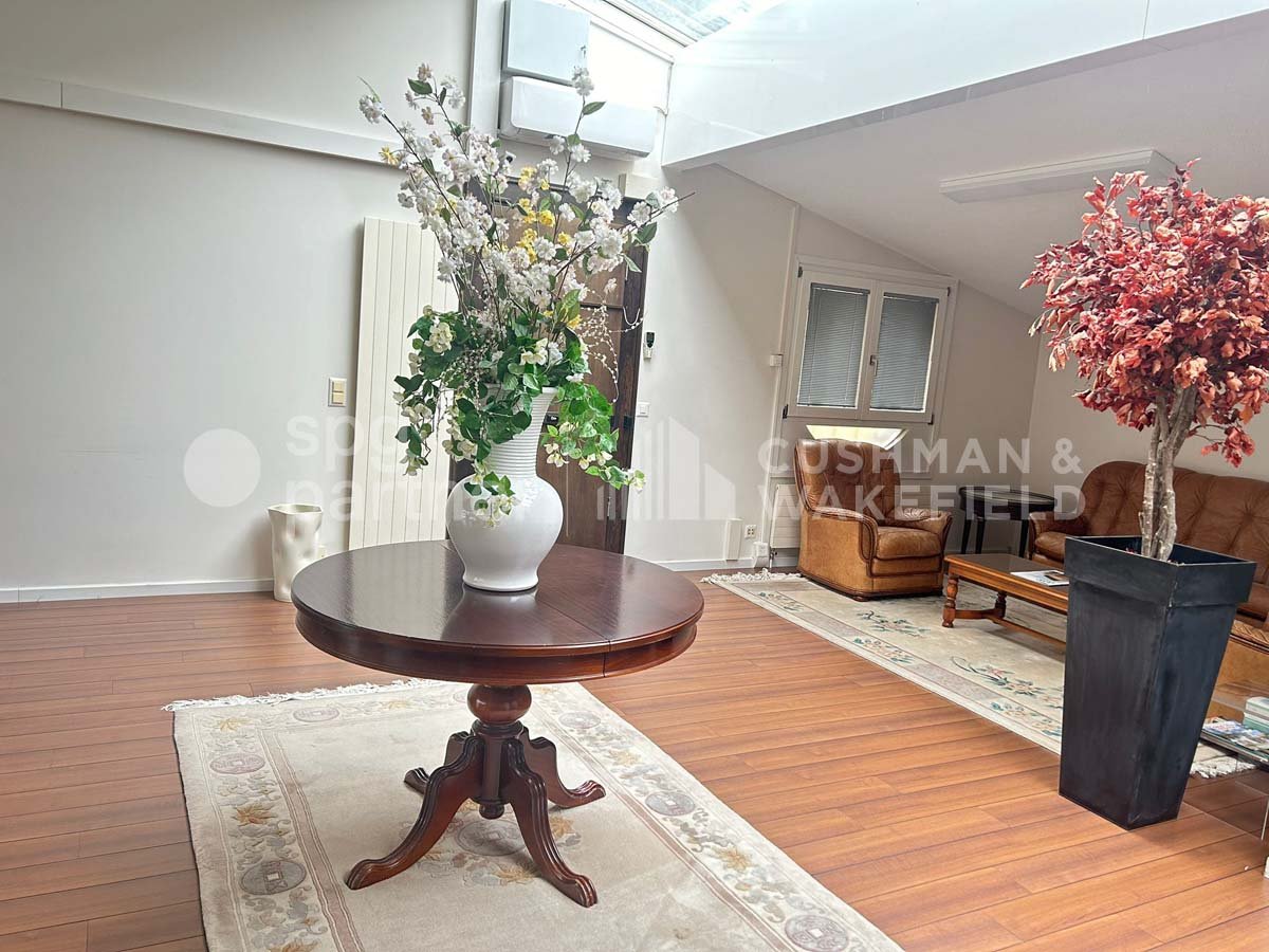 160m² Büro