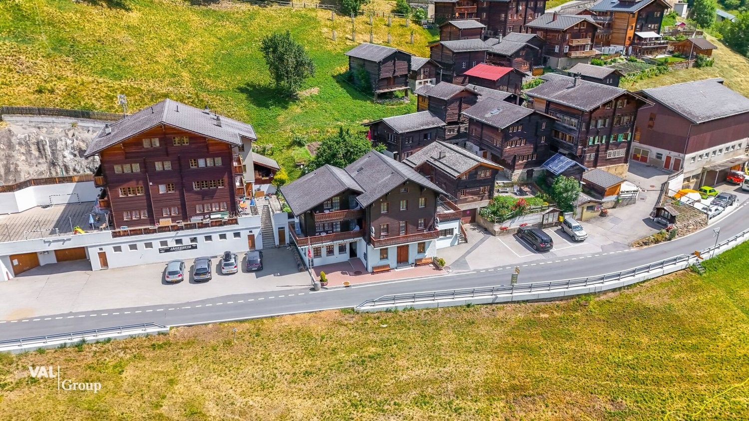 Edificio residenziale / commerciale